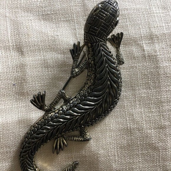 VINTAGE TEXTURED LIZARD BROOCH - Picture 1 of 3
